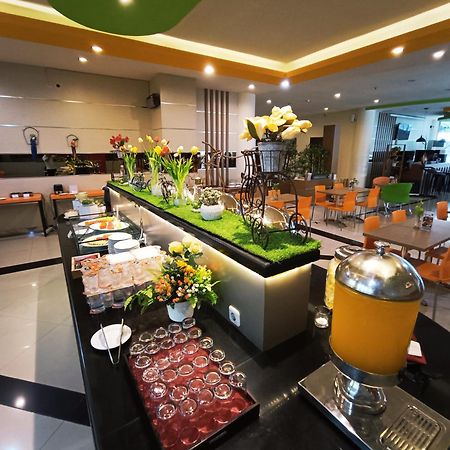 Halogen Hotel Airport Surabaya Sidoarjo Dış mekan fotoğraf
