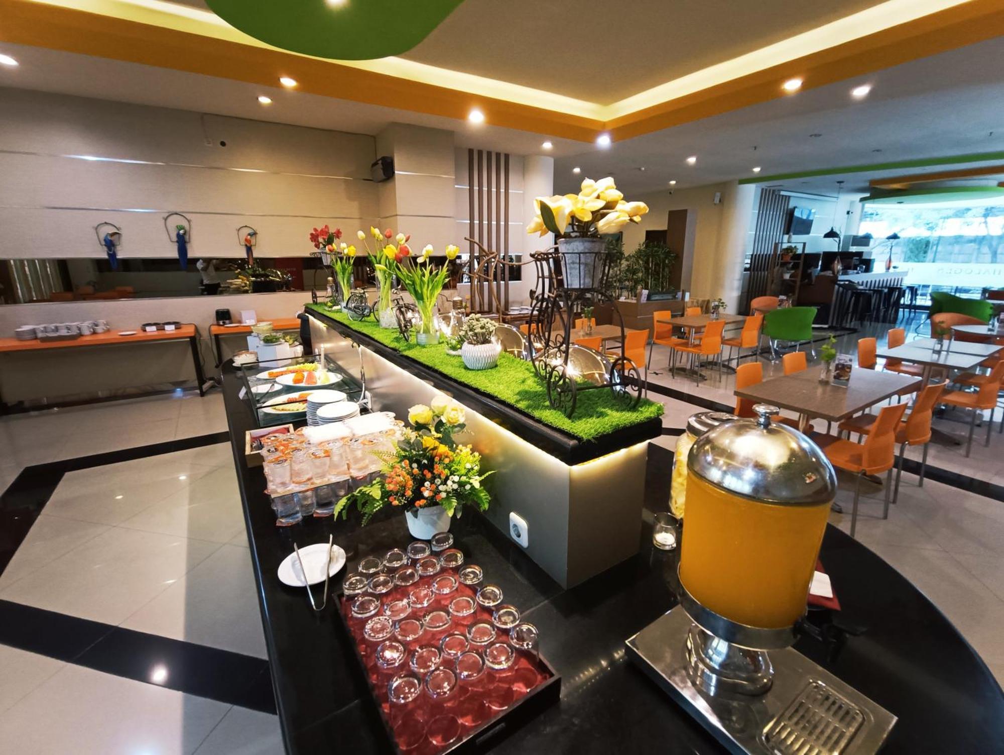 Halogen Hotel Airport Surabaya Sidoarjo Dış mekan fotoğraf