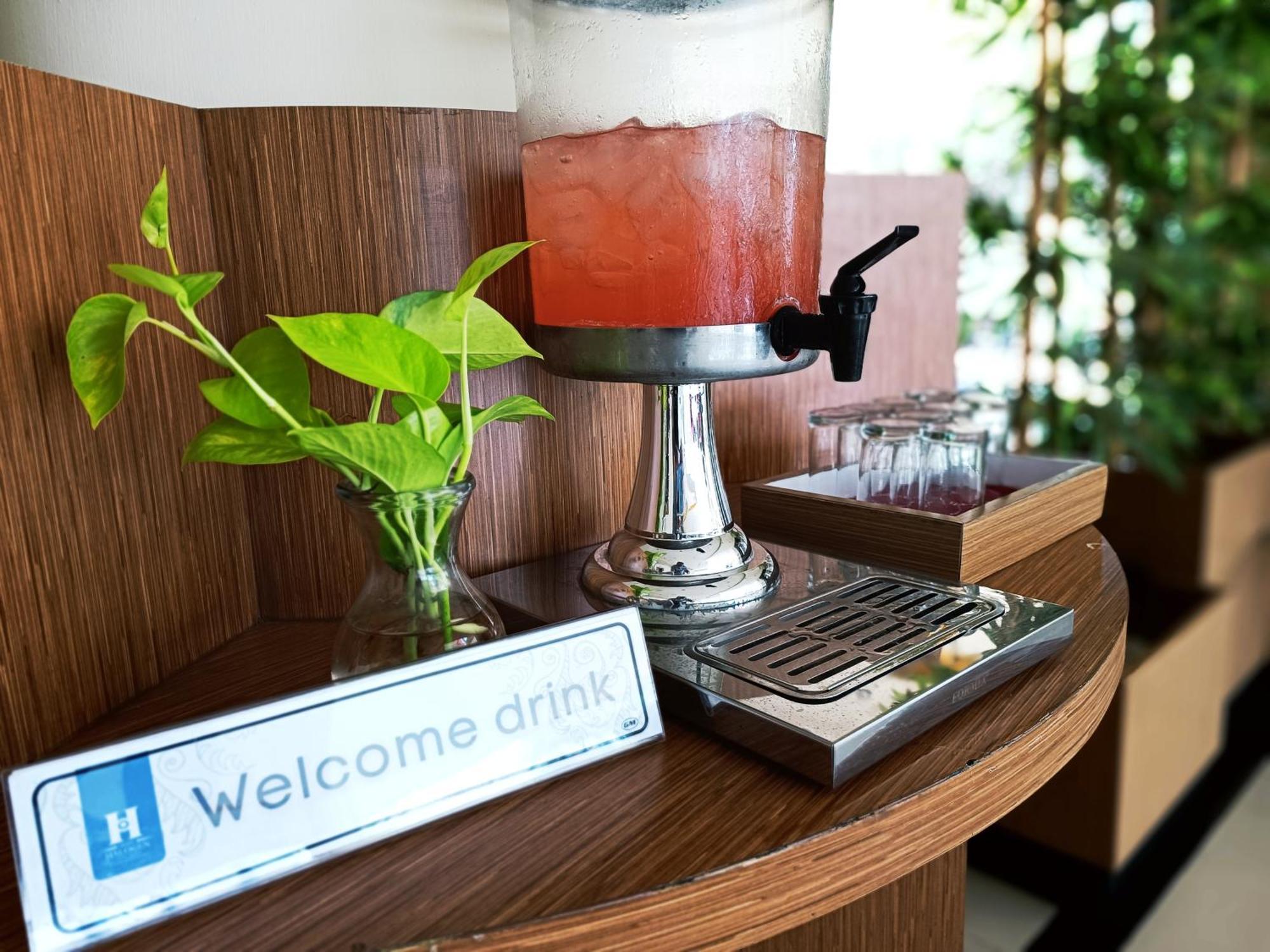 Halogen Hotel Airport Surabaya Sidoarjo Dış mekan fotoğraf