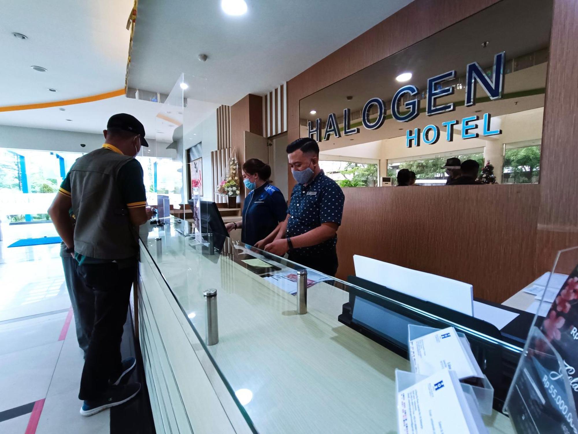 Halogen Hotel Airport Surabaya Sidoarjo Dış mekan fotoğraf