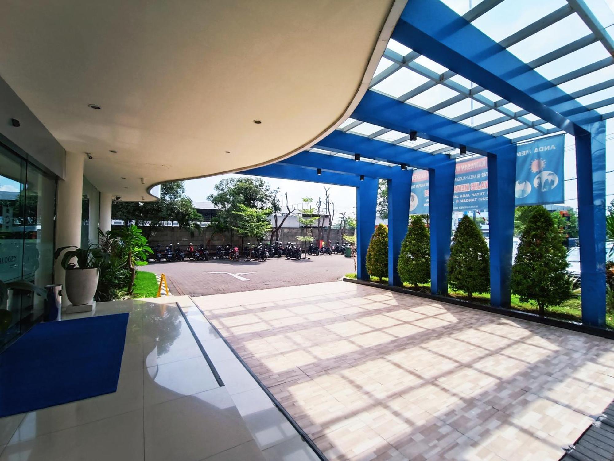 Halogen Hotel Airport Surabaya Sidoarjo Dış mekan fotoğraf