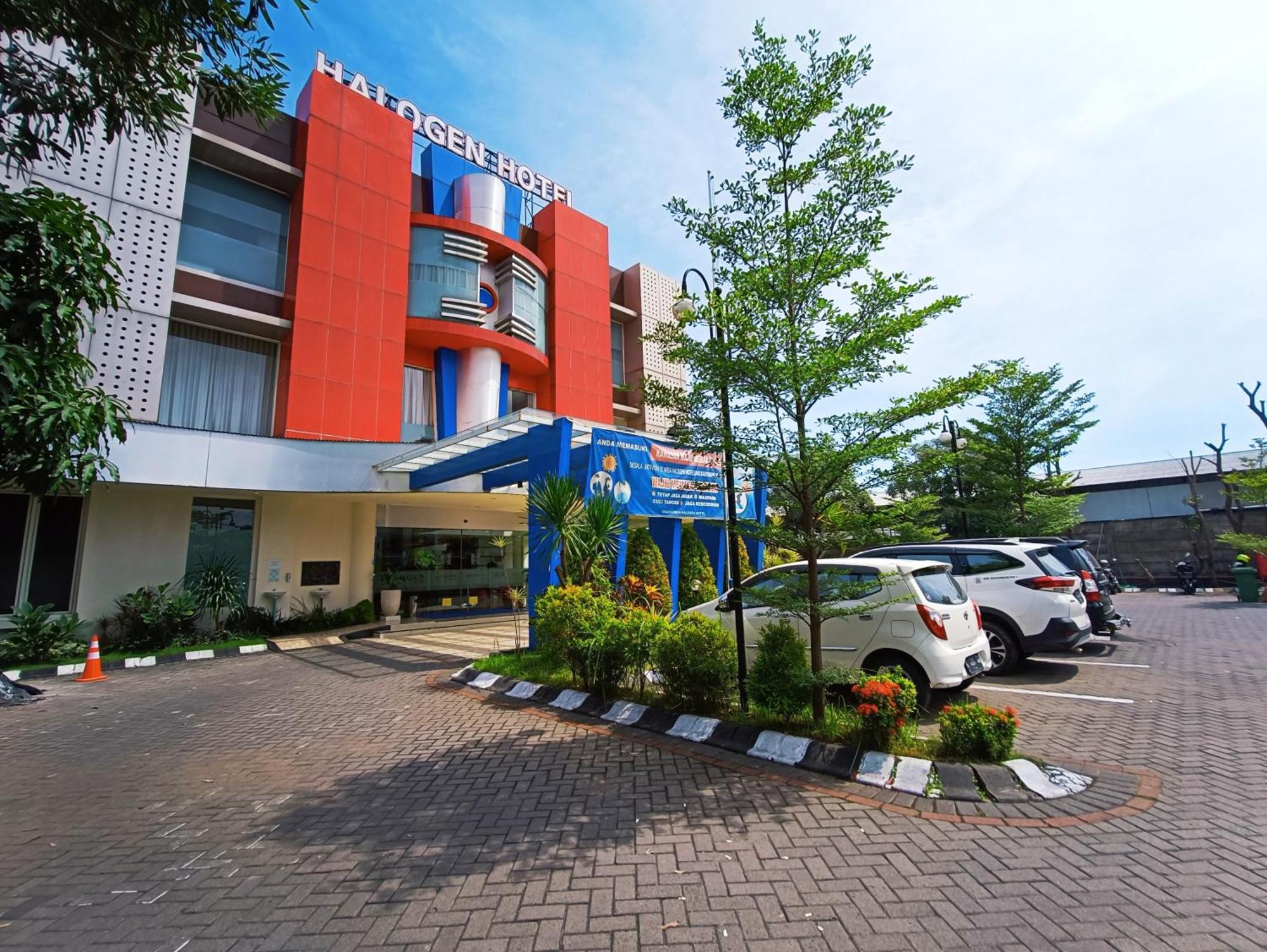 Halogen Hotel Airport Surabaya Sidoarjo Dış mekan fotoğraf