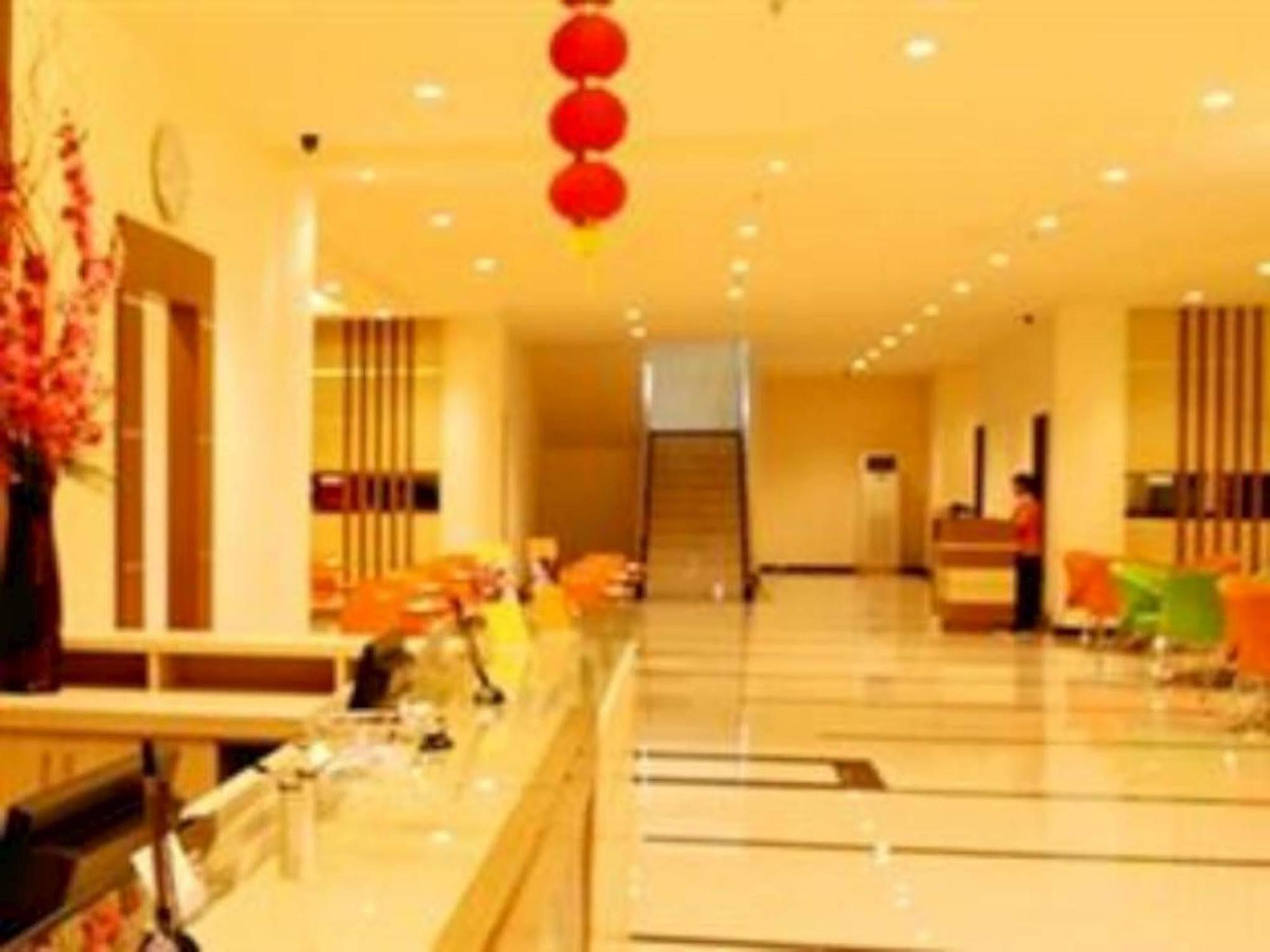 Halogen Hotel Airport Surabaya Sidoarjo Dış mekan fotoğraf